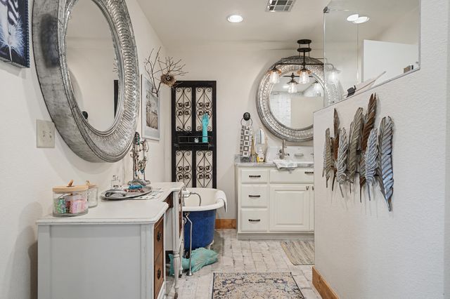 29573 S 585 Court, Grove, OK 74344