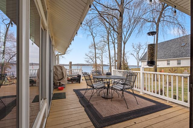 29573 S 585 Court, Grove, OK 74344