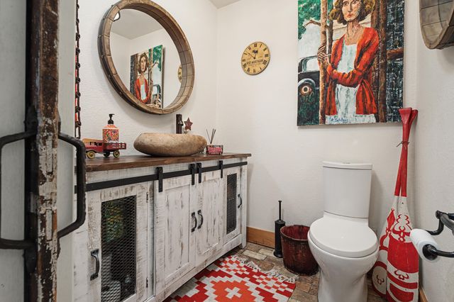 29573 S 585 Court, Grove, OK 74344