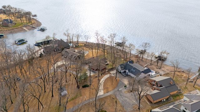 29573 S 585 Court, Grove, OK 74344