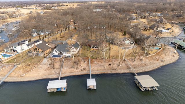 29573 S 585 Court, Grove, OK 74344