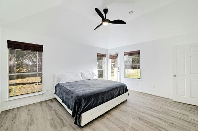 21006 Greenpark DR, Lago Vista, TX 78645