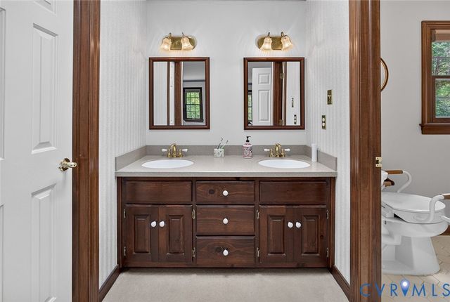 12435 Stone Horse Ct, Glen Allen, VA 23059
