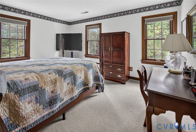 12435 Stone Horse Ct, Glen Allen, VA 23059