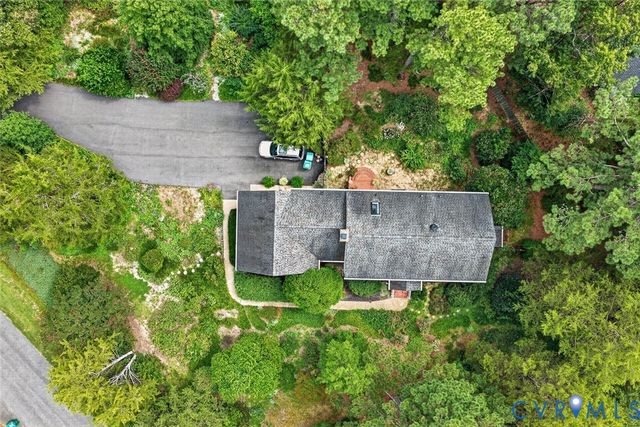 12435 Stone Horse Ct, Glen Allen, VA 23059
