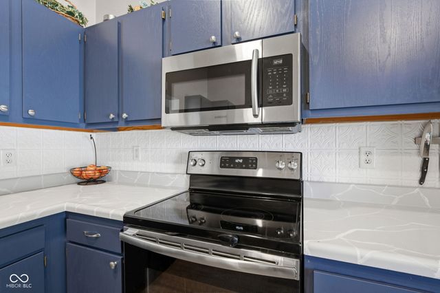 1425 Green Spring Way, Greenwood, IN 46143