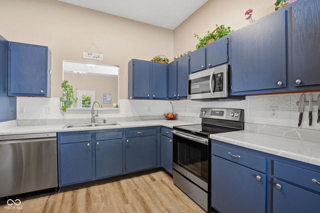 1425 Green Spring Way, Greenwood, IN 46143