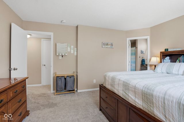 1425 Green Spring Way, Greenwood, IN 46143