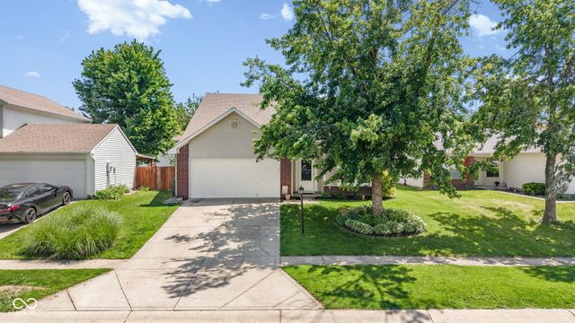 1425 Green Spring Way, Greenwood, IN 46143
