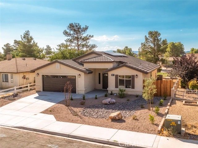 13835 Burning Tree Drive, Victorville, CA 92395