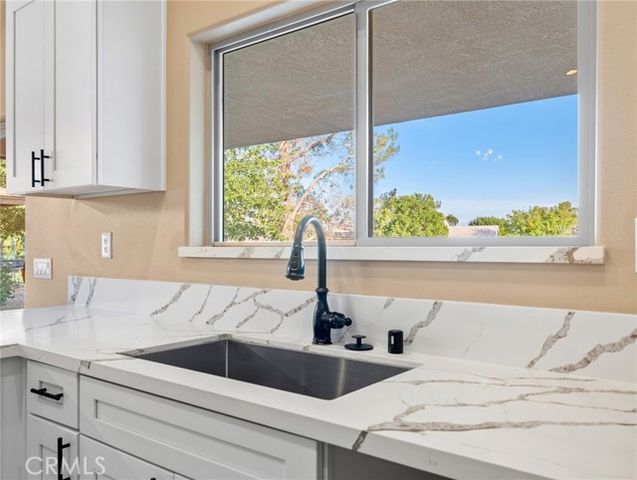 13835 Burning Tree Drive, Victorville, CA 92395