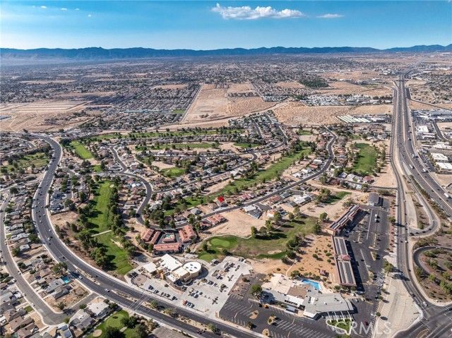 13835 Burning Tree Drive, Victorville, CA 92395