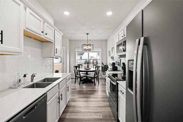 1235 NW 33rd Lane, Ankeny, IA 50023