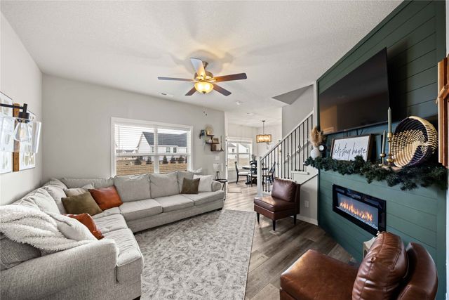 1235 NW 33rd Lane, Ankeny, IA 50023