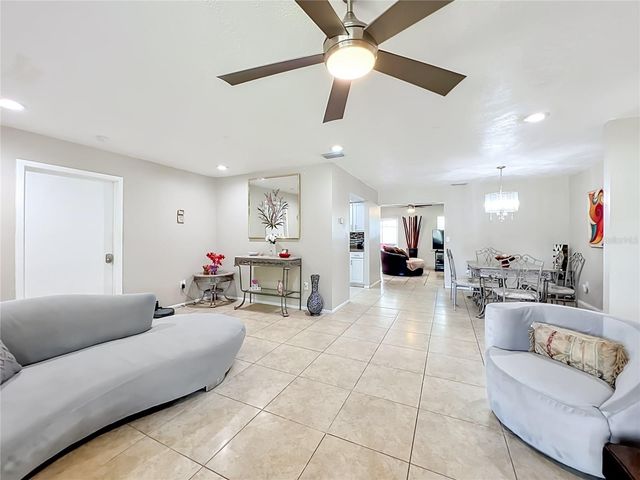 197 TULIP WAY, Kissimmee, FL 34743