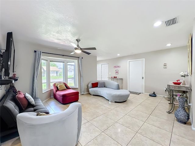 197 TULIP WAY, Kissimmee, FL 34743