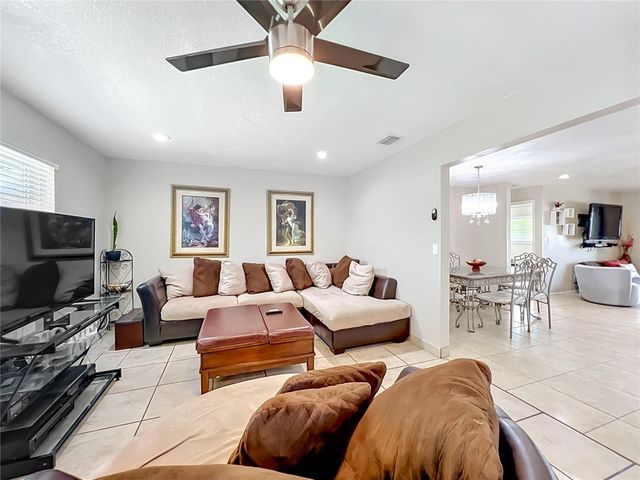 197 TULIP WAY, Kissimmee, FL 34743