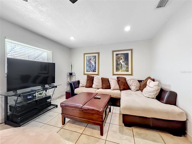 197 TULIP WAY, Kissimmee, FL 34743