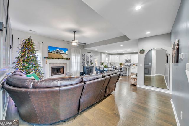 24 Willow Moss Way, Kathleen, GA 31047