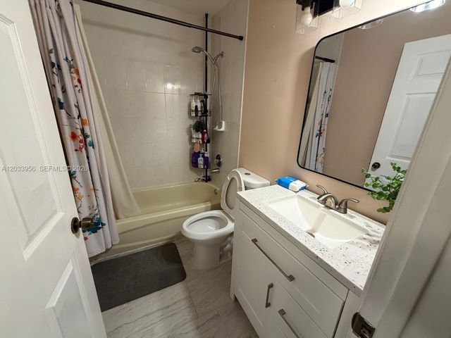 12050 SW 268th St 7, Homestead, FL 33032