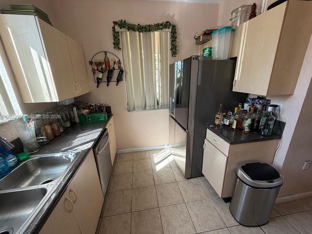 12050 SW 268th St 7, Homestead, FL 33032