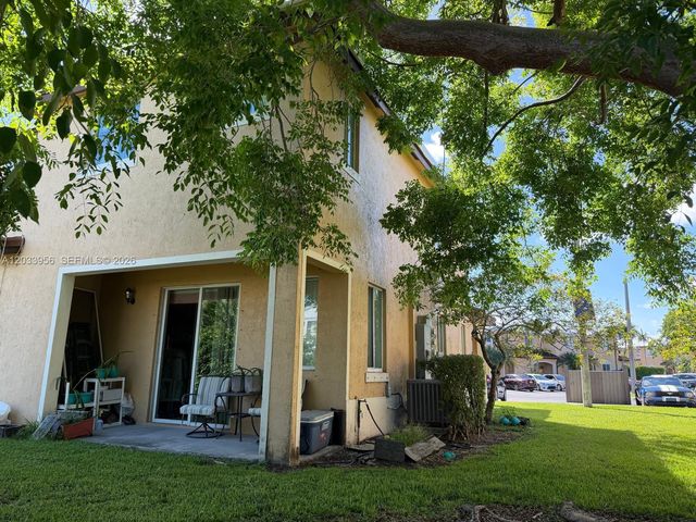 12050 SW 268th St 7, Homestead, FL 33032