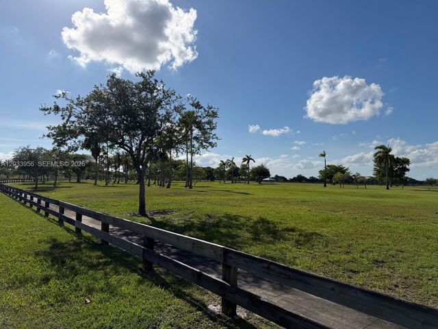 12050 SW 268th St 7, Homestead, FL 33032