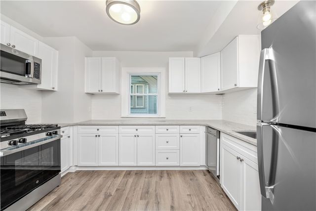 29 Edgeland Street, Rochester, NY 14609