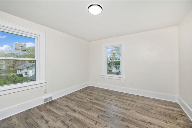 29 Edgeland Street, Rochester, NY 14609