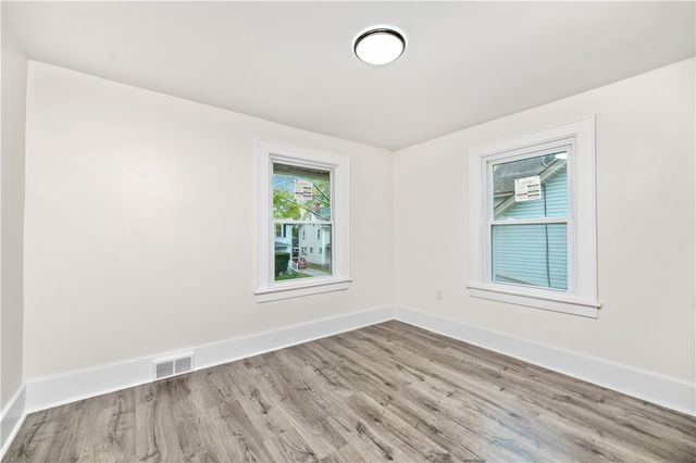 29 Edgeland Street, Rochester, NY 14609