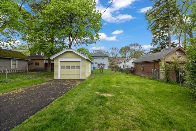 29 Edgeland Street, Rochester, NY 14609