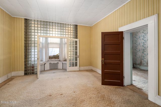 93 Ten Broeck Street, Albany, NY 12210