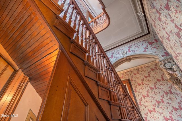 93 Ten Broeck Street, Albany, NY 12210