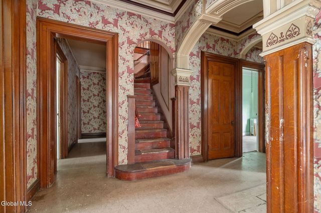 93 Ten Broeck Street, Albany, NY 12210