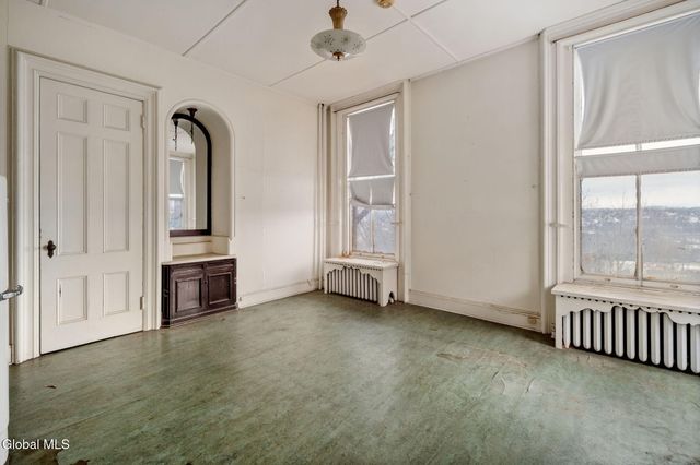 93 Ten Broeck Street, Albany, NY 12210