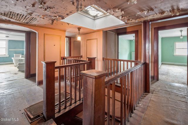 93 Ten Broeck Street, Albany, NY 12210