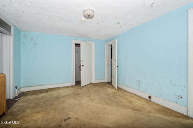 93 Ten Broeck Street, Albany, NY 12210