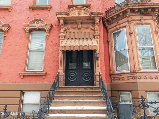 93 Ten Broeck Street, Albany, NY 12210