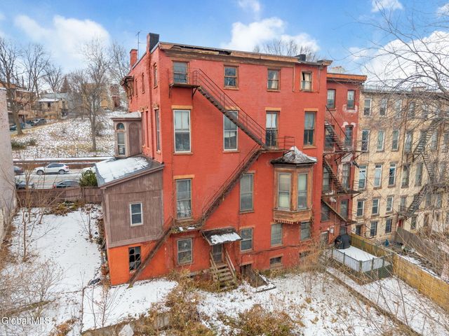 93 Ten Broeck Street, Albany, NY 12210