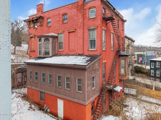 93 Ten Broeck Street, Albany, NY 12210