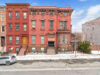 93 Ten Broeck Street, Albany, NY 12210