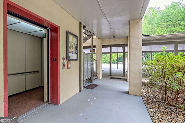 300 Ginger Creek Lane 203, Clayton, GA 30525
