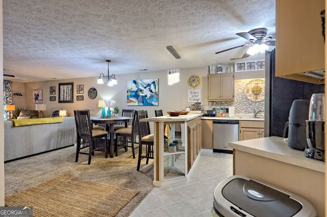 300 Ginger Creek Lane 203, Clayton, GA 30525