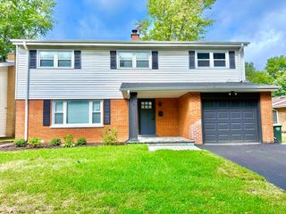 6 S Donald Avenue, Arlington Heights, IL 60004
