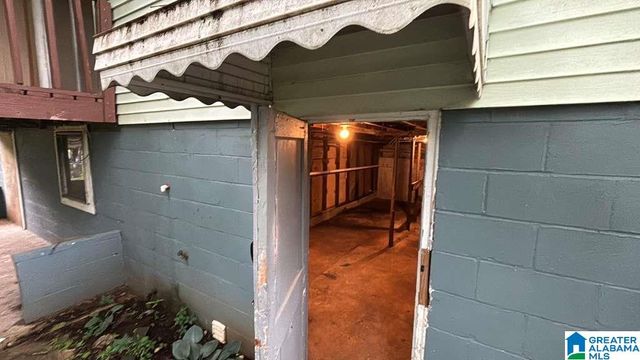 216 PINE STREET, Hueytown, AL 35023