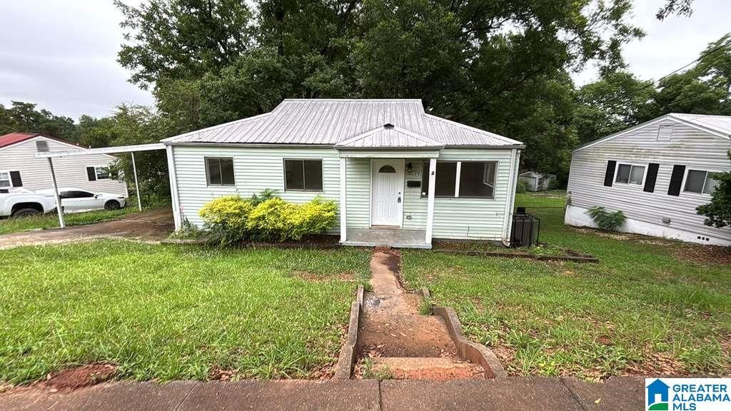 216 PINE STREET, Hueytown, AL 35023