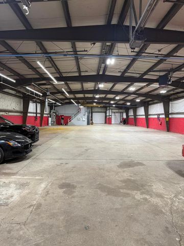 7330 Duvan Drive, Tinley Park, IL 60477
