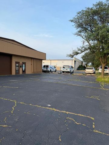 7330 Duvan Drive, Tinley Park, IL 60477