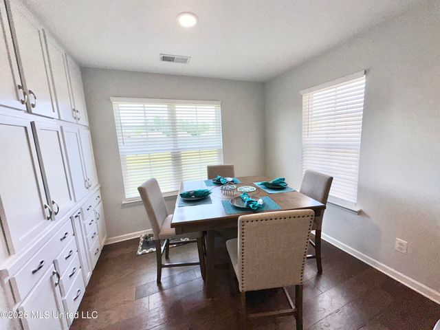 2607 Dawnwood Circle, Southaven, MS 38672