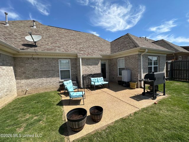 2607 Dawnwood Circle, Southaven, MS 38672